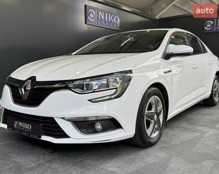 Белый Рено Меган, объемом двигателя 1.5 л и пробегом 101 тыс. км за 16300 $, фото 3 на Automoto.ua