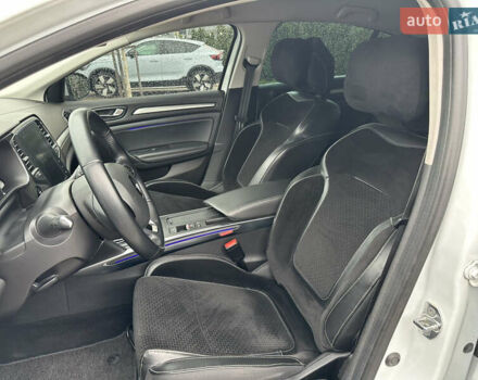 Білий Рено Меган, об'ємом двигуна 1.46 л та пробігом 159 тис. км за 16600 $, фото 11 на Automoto.ua