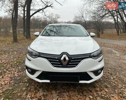 Білий Рено Меган, об'ємом двигуна 1.46 л та пробігом 144 тис. км за 15500 $, фото 2 на Automoto.ua