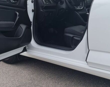 Белый Рено Меган, объемом двигателя 1.6 л и пробегом 137 тыс. км за 13900 $, фото 6 на Automoto.ua