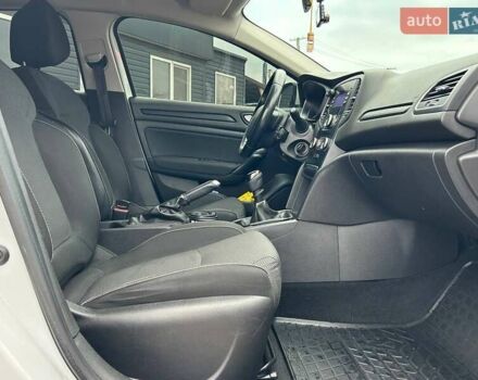 Белый Рено Меган, объемом двигателя 1.6 л и пробегом 144 тыс. км за 13800 $, фото 32 на Automoto.ua