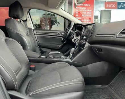 Білий Рено Меган, об'ємом двигуна 1.46 л та пробігом 107 тис. км за 14036 $, фото 10 на Automoto.ua