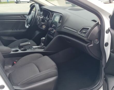 Белый Рено Меган, объемом двигателя 1.6 л и пробегом 137 тыс. км за 13900 $, фото 12 на Automoto.ua