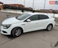 Белый Рено Меган, объемом двигателя 1.6 л и пробегом 35 тыс. км за 13200 $, фото 3 на Automoto.ua