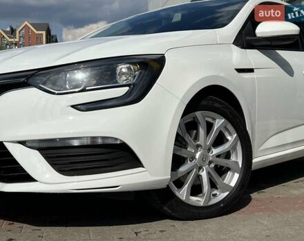 Білий Рено Меган, об'ємом двигуна 1.5 л та пробігом 107 тис. км за 15400 $, фото 1 на Automoto.ua