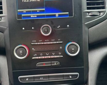 Белый Рено Меган, объемом двигателя 1.6 л и пробегом 35 тыс. км за 13200 $, фото 18 на Automoto.ua