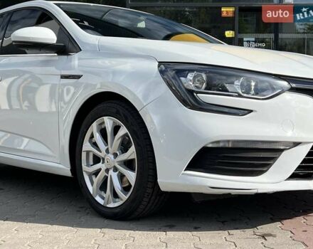 Білий Рено Меган, об'ємом двигуна 1.5 л та пробігом 107 тис. км за 15400 $, фото 5 на Automoto.ua