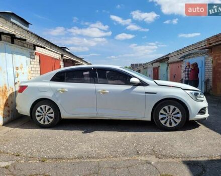 Белый Рено Меган, объемом двигателя 1.6 л и пробегом 63 тыс. км за 8000 $, фото 9 на Automoto.ua