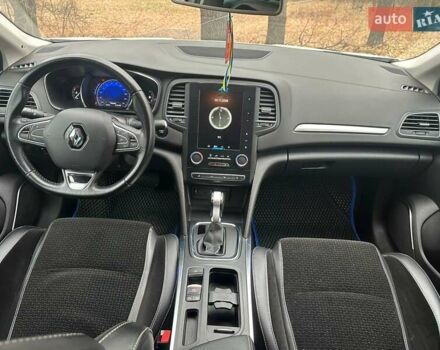 Білий Рено Меган, об'ємом двигуна 1.46 л та пробігом 144 тис. км за 15500 $, фото 12 на Automoto.ua