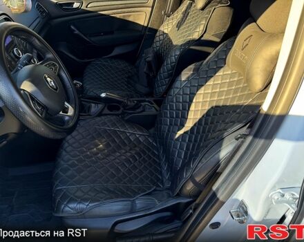 Білий Рено Меган, об'ємом двигуна 1.6 л та пробігом 45 тис. км за 14500 $, фото 2 на Automoto.ua