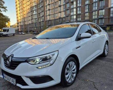 Белый Рено Меган, объемом двигателя 1.6 л и пробегом 143 тыс. км за 14000 $, фото 2 на Automoto.ua