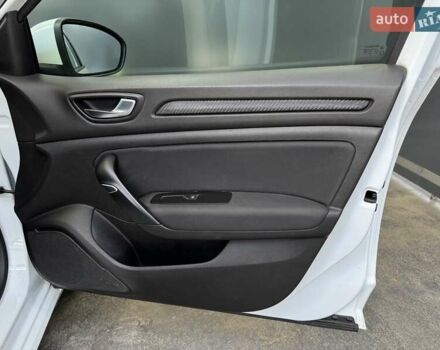 Белый Рено Меган, объемом двигателя 1.5 л и пробегом 102 тыс. км за 14800 $, фото 47 на Automoto.ua