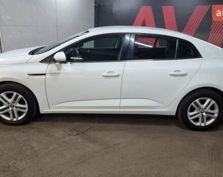 Белый Рено Меган, объемом двигателя 1.46 л и пробегом 190 тыс. км за 13700 $, фото 2 на Automoto.ua