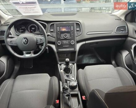 Білий Рено Меган, об'ємом двигуна 1.6 л та пробігом 52 тис. км за 13200 $, фото 10 на Automoto.ua