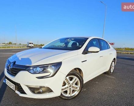Білий Рено Меган, об'ємом двигуна 1.5 л та пробігом 160 тис. км за 15742 $, фото 1 на Automoto.ua