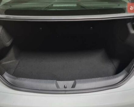 Белый Рено Меган, объемом двигателя 1.46 л и пробегом 190 тыс. км за 13700 $, фото 12 на Automoto.ua