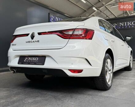 Белый Рено Меган, объемом двигателя 1.5 л и пробегом 102 тыс. км за 14800 $, фото 19 на Automoto.ua