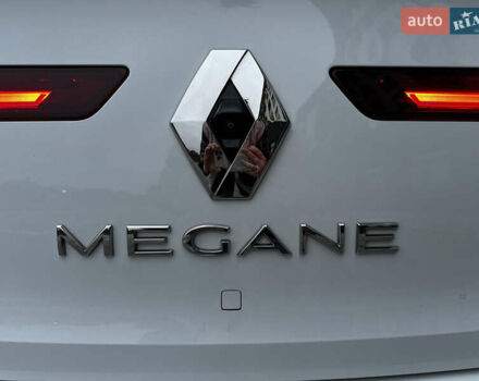 Белый Рено Меган, объемом двигателя 1.46 л и пробегом 100 тыс. км за 21000 $, фото 14 на Automoto.ua