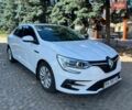 Белый Рено Меган, объемом двигателя 1.6 л и пробегом 21 тыс. км за 17800 $, фото 1 на Automoto.ua