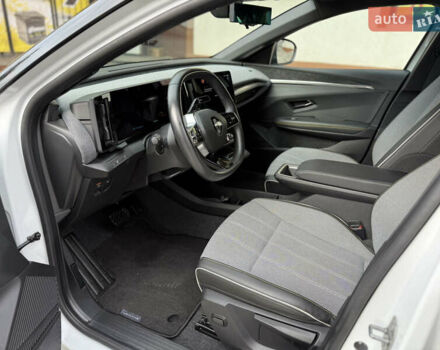 Рено Меган 2023 в Дубно на Automoto.ua Белый Рено Меган, объемом двигателя 0 л и пробегом 58 тыс. км за 25200 $, фото 18 на Automoto.ua