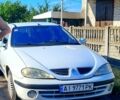 Белый Рено Меган, объемом двигателя 1.6 л и пробегом 275 тыс. км за 3200 $, фото 1 на Automoto.ua