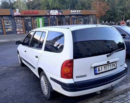 Белый Рено Меган, объемом двигателя 1.6 л и пробегом 290 тыс. км за 2600 $, фото 2 на Automoto.ua