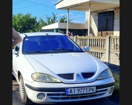Белый Рено Меган, объемом двигателя 1.6 л и пробегом 290 тыс. км за 2600 $, фото 1 на Automoto.ua