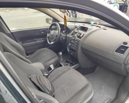 Рено Меган 2002 у Луцьку на Automoto.ua Білий Рено Меган, об'ємом двигуна 1.5 л та пробігом 320 тис. км за 5300 $, фото 4 на Automoto.ua