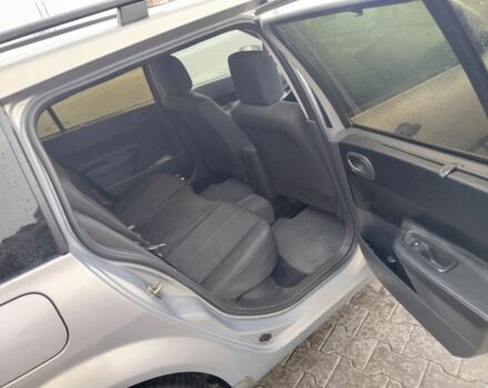 Рено Меган 2002 у Луцьку на Automoto.ua Білий Рено Меган, об'ємом двигуна 1.5 л та пробігом 320 тис. км за 5300 $, фото 5 на Automoto.ua