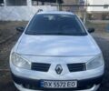 Білий Рено Меган, об'ємом двигуна 1.6 л та пробігом 300 тис. км за 4200 $, фото 6 на Automoto.ua