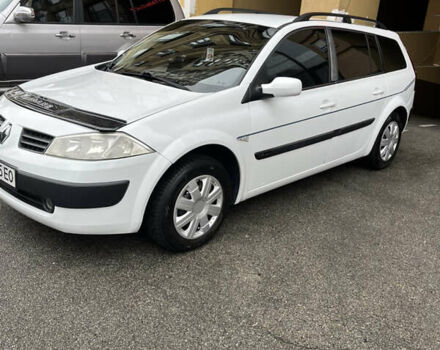 Белый Рено Меган, объемом двигателя 1.6 л и пробегом 236 тыс. км за 4850 $, фото 3 на Automoto.ua