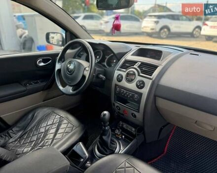 Білий Рено Меган, об'ємом двигуна 1.87 л та пробігом 302 тис. км за 3599 $, фото 10 на Automoto.ua