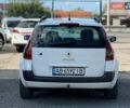 Білий Рено Меган, об'ємом двигуна 1.87 л та пробігом 302 тис. км за 3599 $, фото 7 на Automoto.ua