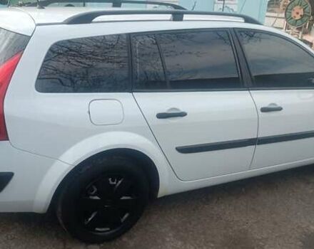 Белый Рено Меган, объемом двигателя 1.6 л и пробегом 232 тыс. км за 4600 $, фото 9 на Automoto.ua