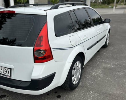 Рено Меган 2004 в Киеве на Automoto.ua Белый Рено Меган, объемом двигателя 1.6 л и пробегом 234 тыс. км за 4999 $, фото 5 на Automoto.ua