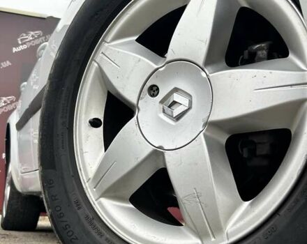 Білий Рено Меган, об'ємом двигуна 1.6 л та пробігом 266 тис. км за 5400 $, фото 5 на Automoto.ua