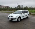 Белый Рено Меган, объемом двигателя 1.9 л и пробегом 330 тыс. км за 3999 $, фото 3 на Automoto.ua