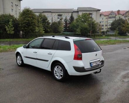 Белый Рено Меган, объемом двигателя 1.9 л и пробегом 330 тыс. км за 3999 $, фото 1 на Automoto.ua