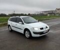 Белый Рено Меган, объемом двигателя 1.9 л и пробегом 330 тыс. км за 3999 $, фото 1 на Automoto.ua