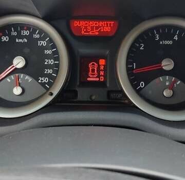 Белый Рено Меган, объемом двигателя 1.6 л и пробегом 197 тыс. км за 5300 $, фото 15 на Automoto.ua