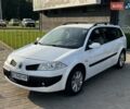 Белый Рено Меган, объемом двигателя 1.6 л и пробегом 235 тыс. км за 5200 $, фото 3 на Automoto.ua
