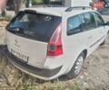 Белый Рено Меган, объемом двигателя 1.5 л и пробегом 400 тыс. км за 4300 $, фото 1 на Automoto.ua