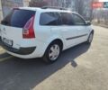 Белый Рено Меган, объемом двигателя 1.6 л и пробегом 257 тыс. км за 5400 $, фото 7 на Automoto.ua