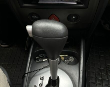 Білий Рено Меган, об'ємом двигуна 1.6 л та пробігом 250 тис. км за 5100 $, фото 4 на Automoto.ua