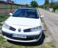 Белый Рено Меган, объемом двигателя 1.9 л и пробегом 330 тыс. км за 5600 $, фото 1 на Automoto.ua