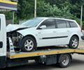Белый Рено Меган, объемом двигателя 1.6 л и пробегом 200 тыс. км за 1999 $, фото 2 на Automoto.ua