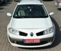 Белый Рено Меган, объемом двигателя 1.6 л и пробегом 209 тыс. км за 5100 $, фото 3 на Automoto.ua