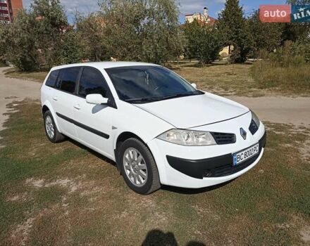 Белый Рено Меган, объемом двигателя 1.46 л и пробегом 230 тыс. км за 5700 $, фото 5 на Automoto.ua