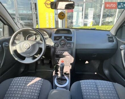 Белый Рено Меган, объемом двигателя 1.6 л и пробегом 235 тыс. км за 5200 $, фото 32 на Automoto.ua