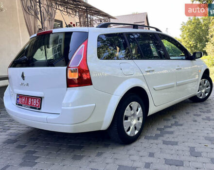Белый Рено Меган, объемом двигателя 1.6 л и пробегом 157 тыс. км за 6200 $, фото 11 на Automoto.ua